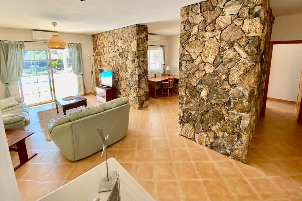 Casa Yukka Villa With Heated Pool Lajares Exterior foto