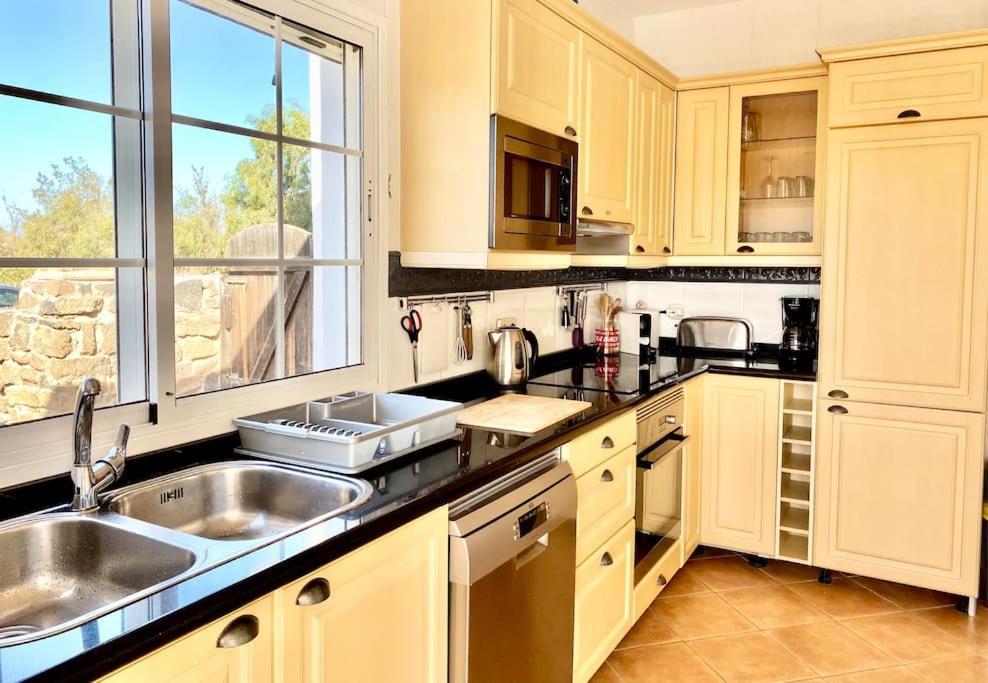 Casa Yukka Villa With Heated Pool Lajares Exterior foto